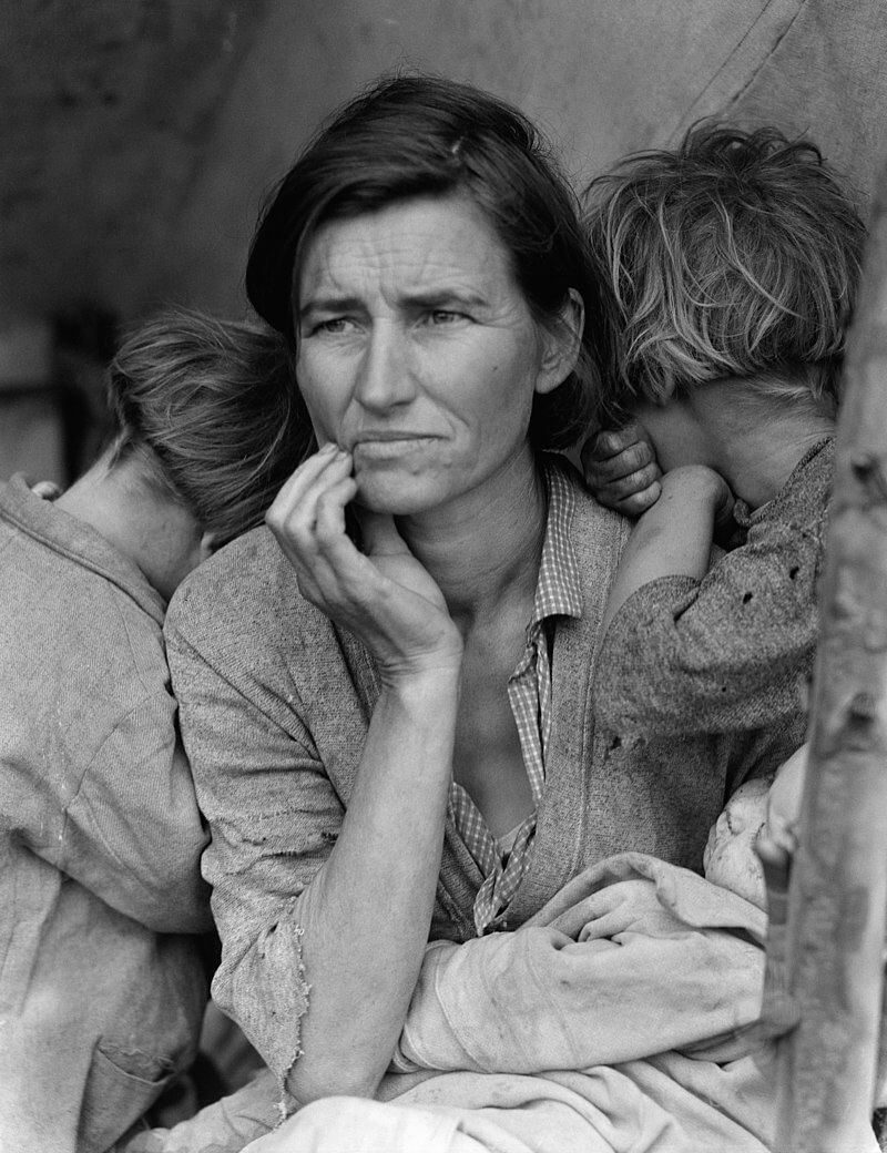 Dorothea Lange's famous Migrant Mother photo. A woman and her children.